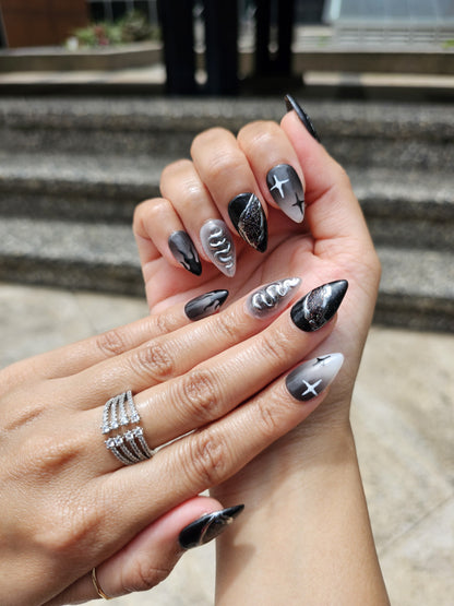 Femme Fatale Press On Nails