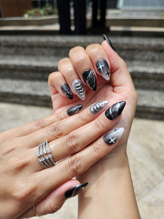 Femme Fatale Press On Nails